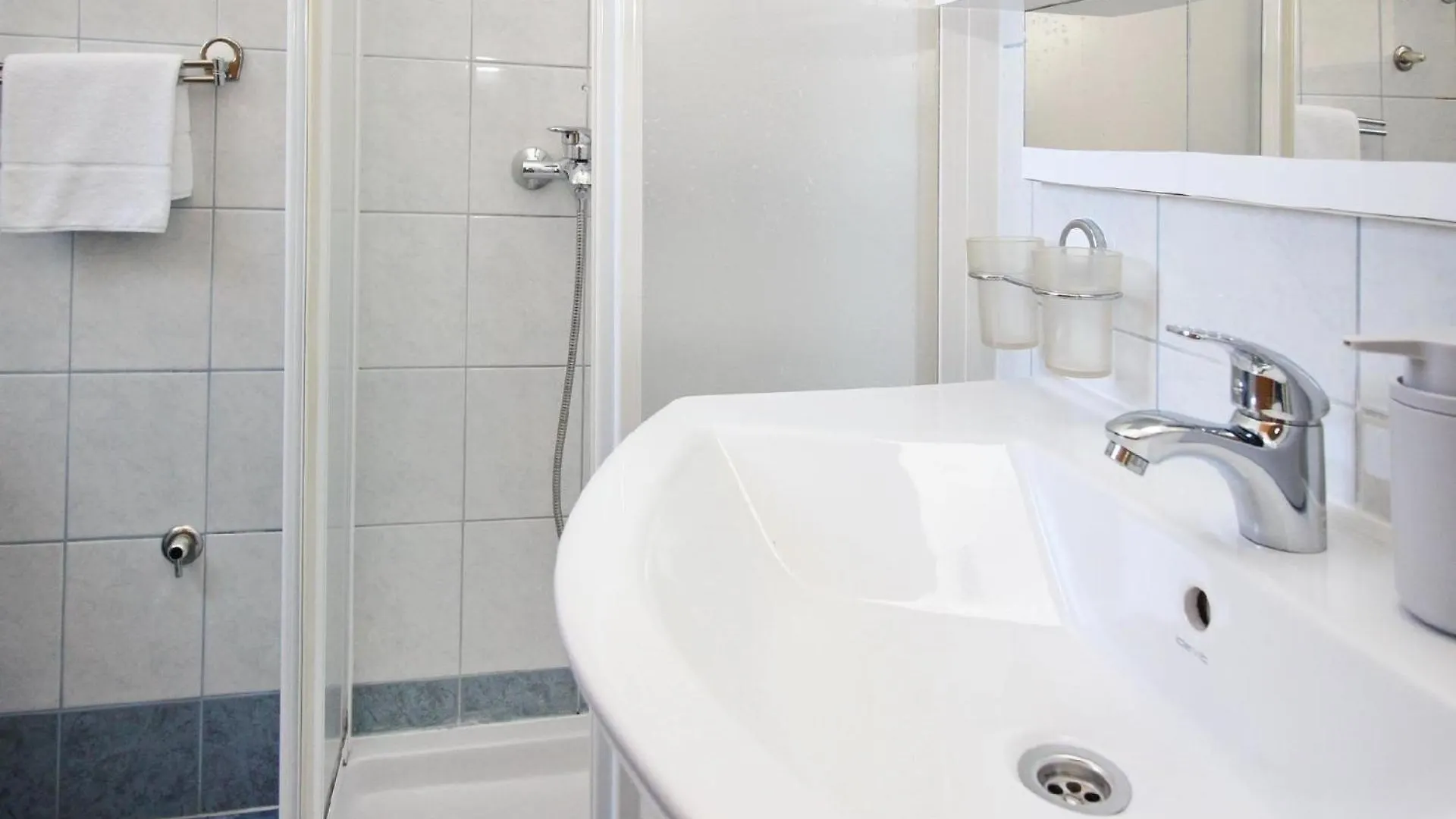 Appartement In Baska Mit Eigenem Balkon 0*, 巴斯卡