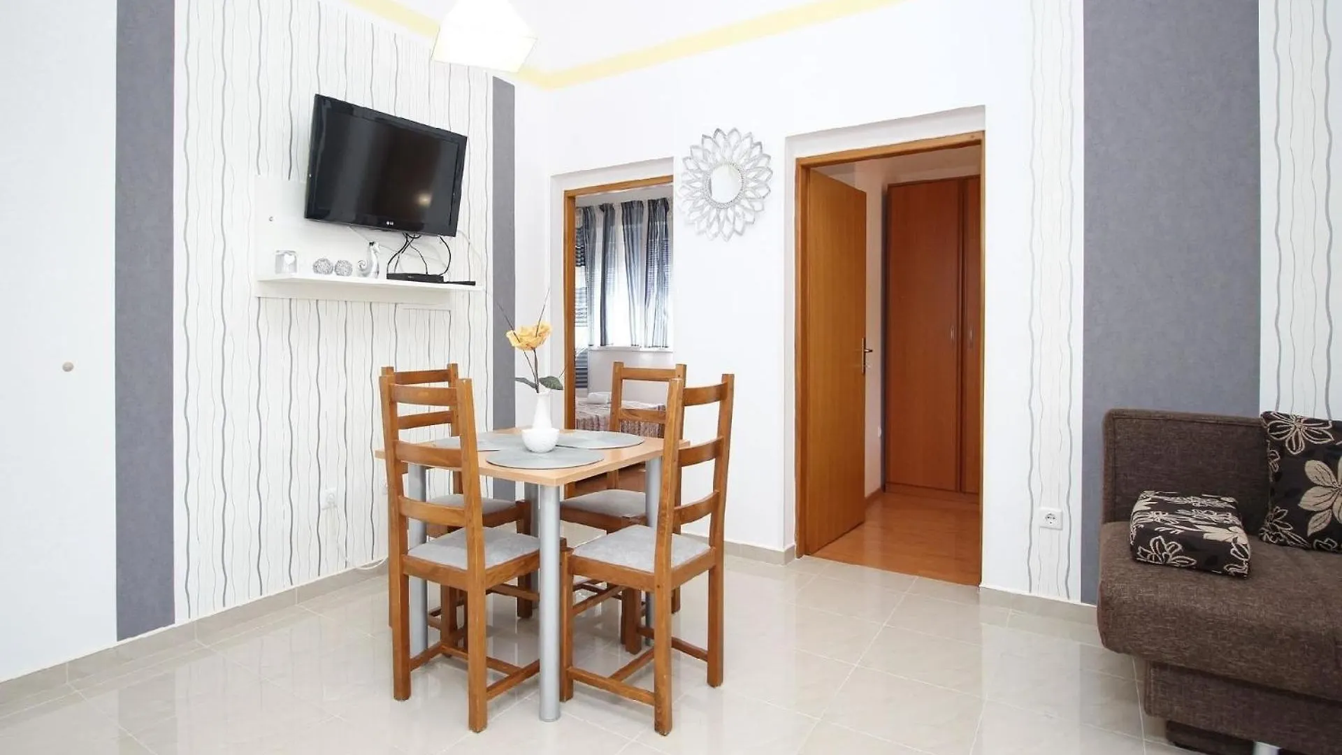 公寓 Appartement In Baska Mit Eigenem Balkon